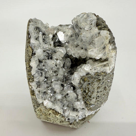 CHALBLA2 Chalcedony, black