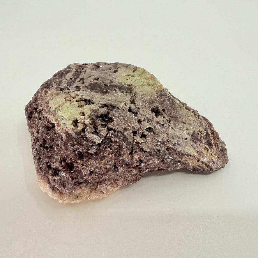 HEULR17 Heulandite red