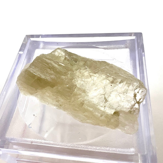 HIDD2 Hiddenite
