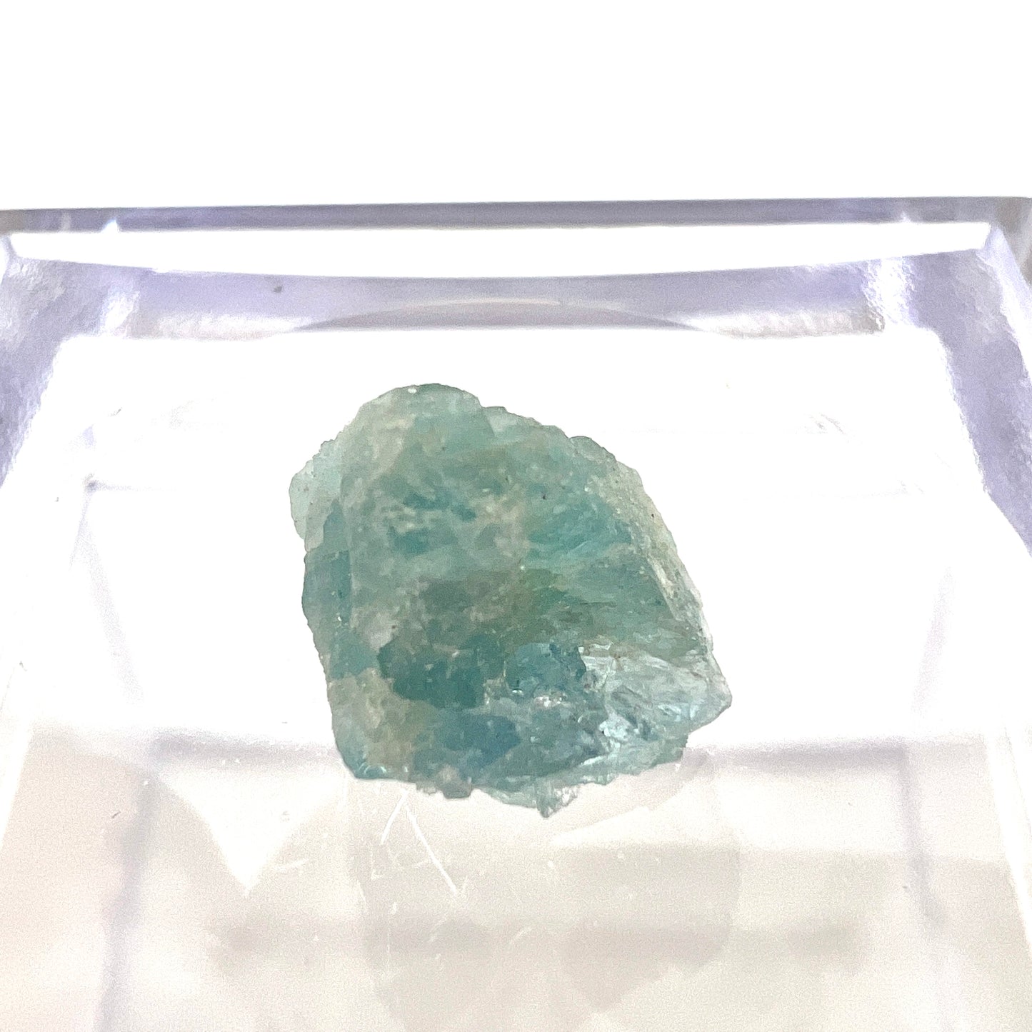 AQUAM13 Aquamarine