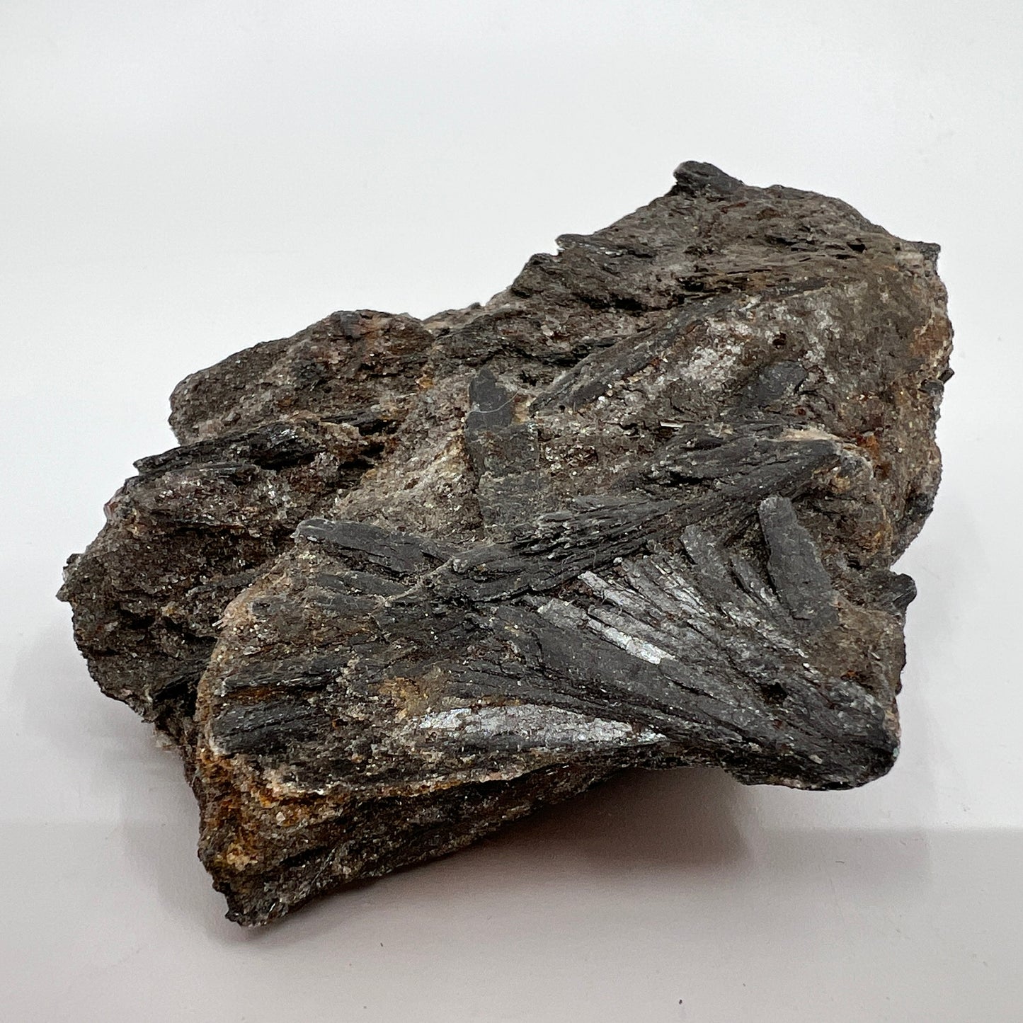 BLKK4 Black Kyanite
