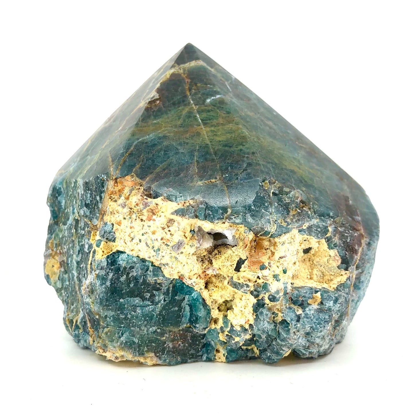 APA7 Apatite, blue