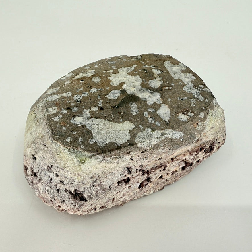 HEULR18 Heulandite red