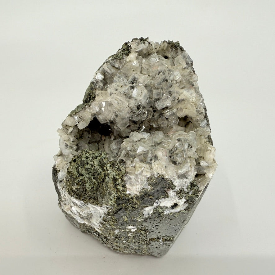 CHALBLA14 Chalcedony, black