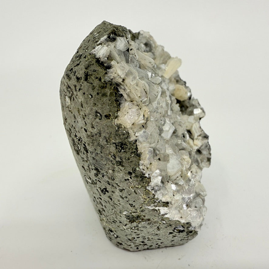 CHALBLA10 Chalcedony, black