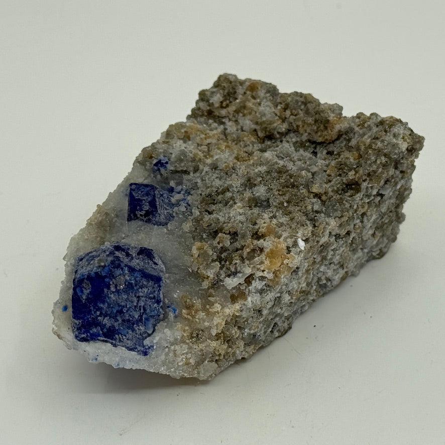 SOD34 Sodalite, blue crystallized