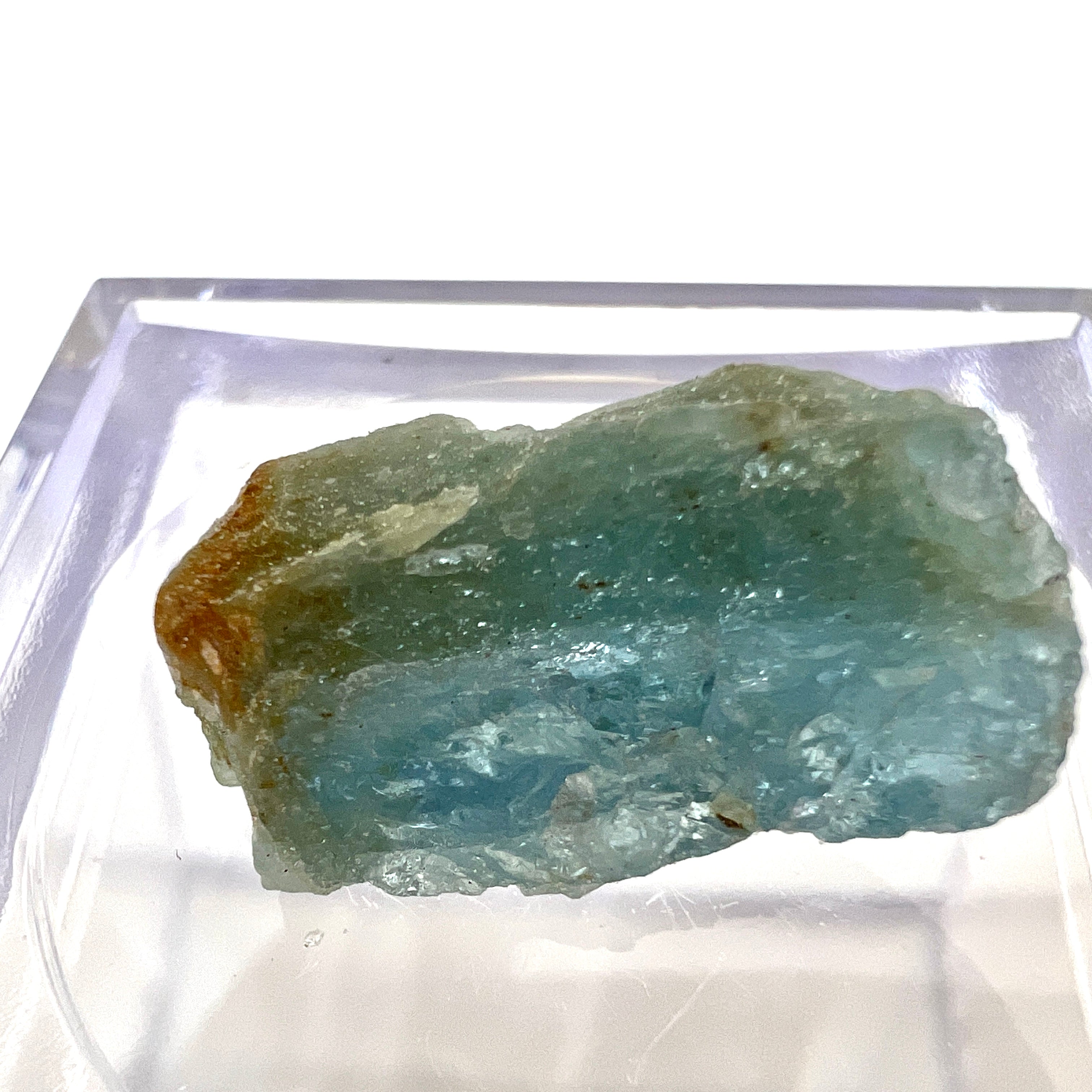 Aquamarine crystals – IKYAstore