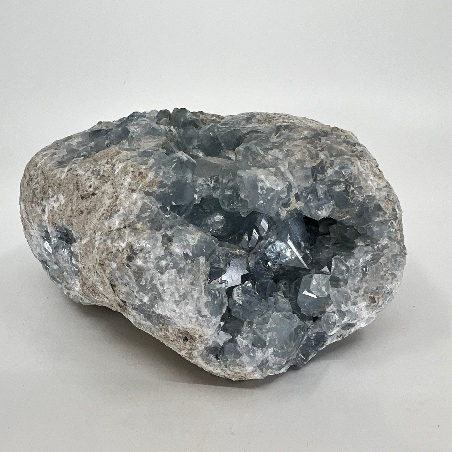 CEL18 Celestite
